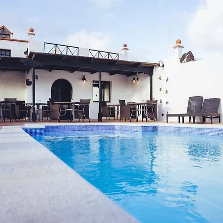 Pacios Tatil Evi San Bartolomé